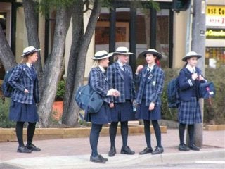 School Hats & Shirts in Australian
Schools
 