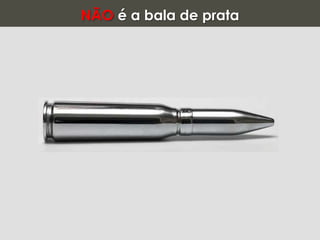 o time se auto-organiza e determina a  forma de entregar as funcionalidade de maior priorização