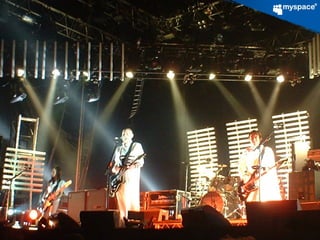 11 de junho de 2007
Smashing Pumpkins
 Várias pessoas viajaram de todas as partes
da Espanha para ver o show.
 Fãs começaram a chegar ao evento às 10 da manhã.
 800 MySpace fãs assistiram ao show.
 Heineken foi a bebida que patrocinou o show.
 