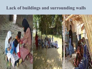 Lack of buildings and surrounding walls
 