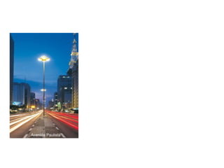 São mais de 70 shoppings  (Maior número do Brasil). Os shoppings da cidade recebem mais de 30 milhões de pessoas/mês. 