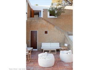 Terraza inferior / Lower terrace
 