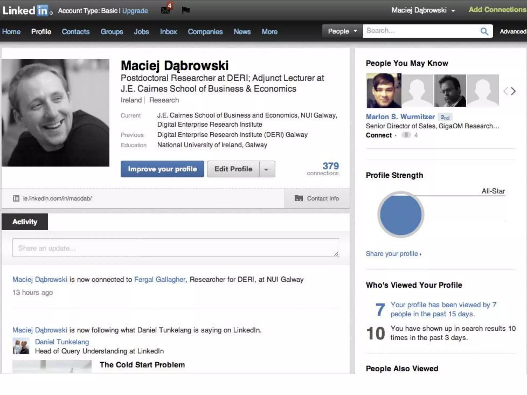 Six degrees of kevin bacon
CONNECT ANY ACTORTO
KEVIN BACON, BY LINKING
ACTORS WHO HAVE ACTED IN
THE SAME MOVIE	

KEVIN BACON	

http://en.wikipedia.org/wiki/Six_Degrees_of_Kevin_Bacon	

HTTP://ORACLEOFBACON.ORG/	

 
