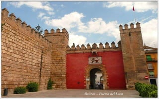 Alcázar – Puerta del Leon
 
