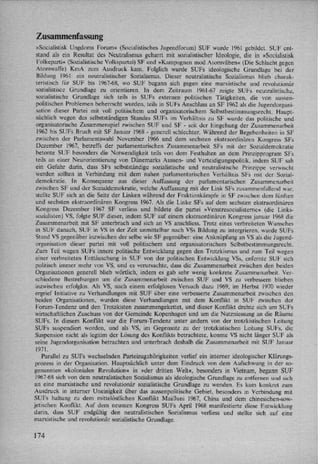 Zusammenfassung
»Socialistisk Ungdoms Forum« (Socialistisches Jugendforum) SUF wurde 1961 gebildet. SUF ent-
stand als ein Resultat des Neutralismus geharrt mit sozialistischer ldeologie, die in »Socialistisk
Folkeparti« (Sozialistische Volkspartei) SF und »Kampagnen mod Atomvåben« (Die Schlacht gegen
Atomwaffe) KmA zum Ausdruck kam. Folglich wurde SUFs ideologische Grundlage bei der
Bildung 1961: ein neutralistischer Sozialismus. Dieser neutralistische Sozialismus blieb charak-
teristisch für SUF bis 1967-68, wo SUF begann sich gegen eine marxistische und revolutionär
sozialistisce Grundlage zu orientieren. In dem Zeitraum 1961-67 zeigte SUFs neutralistische,
sozialistische Grundlage sich teils in SUFs externen politischen Tätigkeiten, die von aussen-
politischen Problemen beherrscht wurden, teils in SUFs Anschluss an SF 1962 als die Jugendorgani-
sation dieser Partei mit voll politischem und organisatorischem Selbstbestimmungsrecht. Haupt-
sächlich wegen des selbstständigen Standes SUFs im Verhältnis zu SF wurde das politische und
organisatorische Zusammenspiel zwischen SUF und SF -
seit der Eingehung der Zusammenarbeit
1962 bisSUFs Bruch mit SF Januar 1968 -
generel] schlechter. Während der Begebenheiten in SF
zwischen der Parlamentswahl November 1966 und dem sechsten ekstraordinären Kongress SFs
Dezember 1967, betreffs der parlamentarischen Zusammenarbeit SFs mit der Sozialdemokratie
betonte SUF besonders die Notwendigkeit teils von dem Festhalten an dem Prinzipprogram SFs
teils an einer Neurorientierung von Dånemarks Aussen- und Verteidigungspolitik, indem SUF sah
ein Gefahr darin, dass SFs selbstständige sozialistische und neutralistische Prinzippe verwischt
werden sollten in Verbindung mit dem nahen parlamentarischen Verhältnis SFs mit der Sozial-
demokratie. ln Konsequenz aus dieser Auffassung der parlamentarischen Zusammenarbeit
zwischen SF und der Sozialdemokratie, welche Auffassung mit der Link SFs zusammenfallend war,
stellte SUF sich an die Seite der Linken während der Fraktionkämpfe in SF zwischen dem fünften
und sechsten ekstraordinären Kongress 1967. Als die Linke SFs auf dem sechsten ekstraordinären
Kongress Dezember 1967 SF verliess und bildete die partei »Venstresocialisterne« (die Links-
sozialisten) VS, folgte SUF dieser, indem SUF auf einem ekstraordinären Kongress januar 1968 die
Zusammenarbeit mit SF unterbrach und sich an VS anschliess. Trotz eines verbreiteten Wunsches
in SUF danach, SUF in VS in der Zeit unmittelbar nach VSs Bildung zu intergrieren, wurde SUFs
Stand VS gegenüber inzwischen der selbe wie SF gegenüber: eine A'nknüpfung an VS als die Jugend-
organisation dieser partei mit voll politischem und organisatorischem Selbstbestimmungsrecht.
Zum Teil wegen SUFs innere politische Entwicklung gegen den Trotzkismus und zum Teil wegen
einer verbreiteten Enttäuschung in SUF von der politischen Entwicklung VSs, enfernte SUF sich
politisch immer mehr von VS, und es verursachte, dass die Zusammenarbeit zwischen den beiden
Organisationen generel] blieb wörtlich, indem es gab sehr wenig konkrete Zusammenarbeit. Ver-
schiedene Bestrebungen um die Zusammenarbeit zwischen SUF und VS zu verbessern blieben
inzwischen erfolglos. Als VS, nach einem erfolglosen Versuch dazu 1969, im Herbst 1970 wieder
ergrief Initiative zu Verhandlungen mit SUF über eine verbesserte Zusammenarbeit zwischen den
beiden Organisationen, wurden diese Verhandlungen mit dem Konflikt in SUF zwischen der
Forum-Tendenz und den Trotzkisten zusammengekettet, und dieser Konflikt drehte sich um SUFs
wirtschaftlichen Zuschuss von der Gemeinde Kopenhagen und um die Nutzniessung an die Räume
SUFs. In diesem Konflikt war die Forum-Tendenz unter andern von der trotzkistischen Leitung
SUFs suspendien worden, und als VS, im Gegensatz zn der trotzkistischen Leitung SUFs, die
Suspension nicht als legitim der Lösung des Konflikts betrachtete, konnte VS nicht länger SUF als
seine Jugendorganisation betrachten und unterbrach deshalb die Zusammenarbeit mit SUF Januar
1971.
Parallel zu SUFs wechselnden Parteizugehörigkeiten verlief ein interner ideologischer Klärungs-
prozess in der Organisation. Hauptsächlich unter dem Eindruck von dem Aufschwung in der so-
genannten »kolonialen Revolution« in »der dritten Welt«, besonders in Vietnam, begann SUF
1967-68 sich von dem neutralistischen Sozialismus als ideologische Grundlage zu entfernen und sich
an eine marxistische und revolutionår sozialistische Grundlage zu wenden. Es kam konkret zum
Ausdruck in interner Uneinigkeit über das aussenpolitische Gebiet, besonders in Verbindung mit
SUFs haltung zu dem mittelöstlichen Konflikt Mai/Juni 1967, China und dem chinesichen-sow-
jetischen Konflikt. Auf dem neunten Kongress SUFs April 1968 manifestierte diese Entwicklung
darin, dass SUF endgültig den neutralistischen Sozialismus verliess und stellte sich auf eine
marxistische und revolutionår sozialistische Grundlage.
174
 