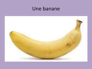 Un yaourt/yogurt à la fraise
 