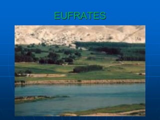 Rio JordãoLocalização: À sombra do monte Hermon, sempre coberto de neve, com seus 2750 metros de altitude, nasce o rio Jordão, na confluência de quatro torrentes que descem das montanhas do Líbano. Nascente: Monte Hermon (Hoje Líbano)Foz: Mar Morto