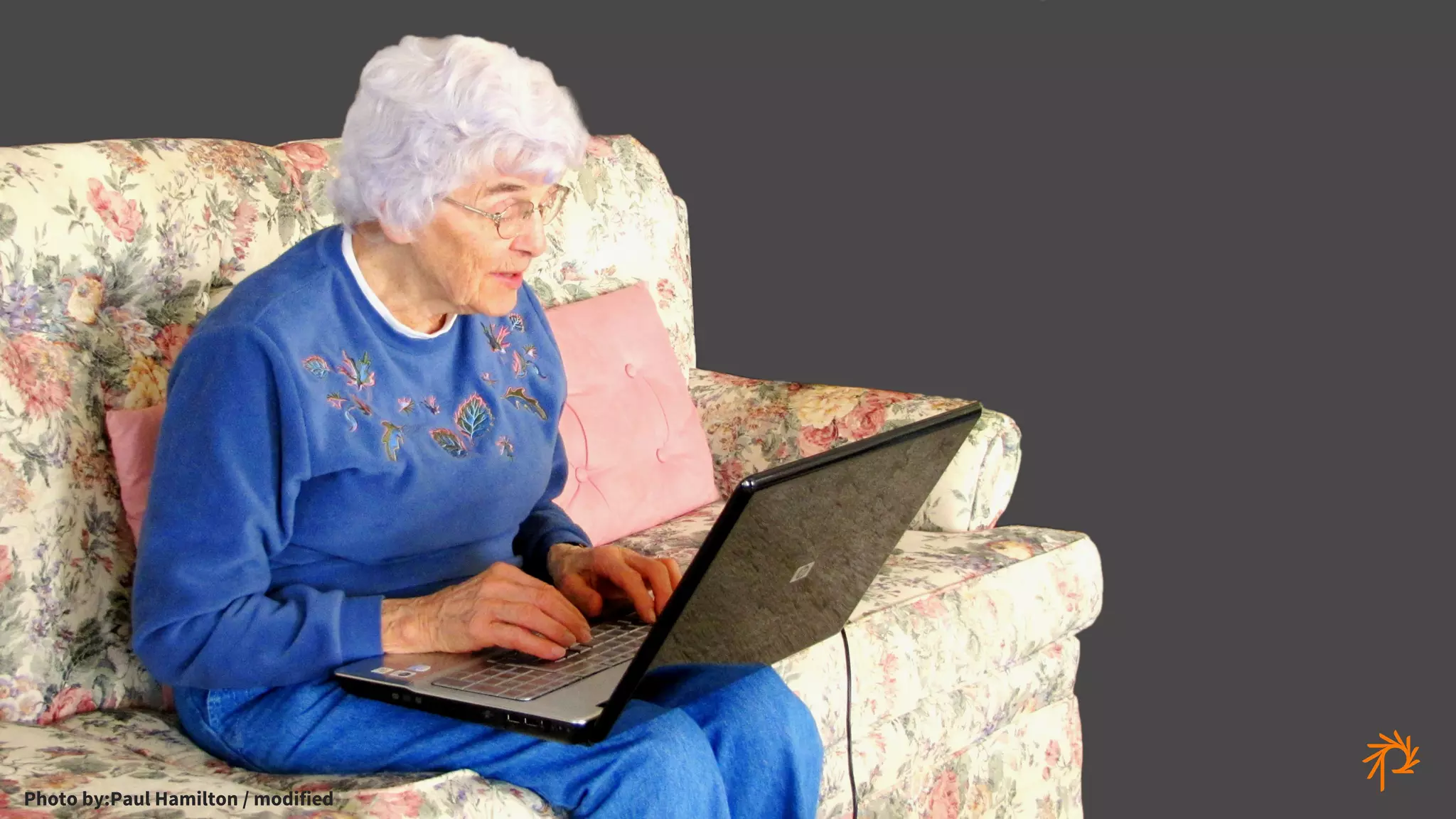 © 2015 Phase2
Photo by:Paul Hamilton / modified
 