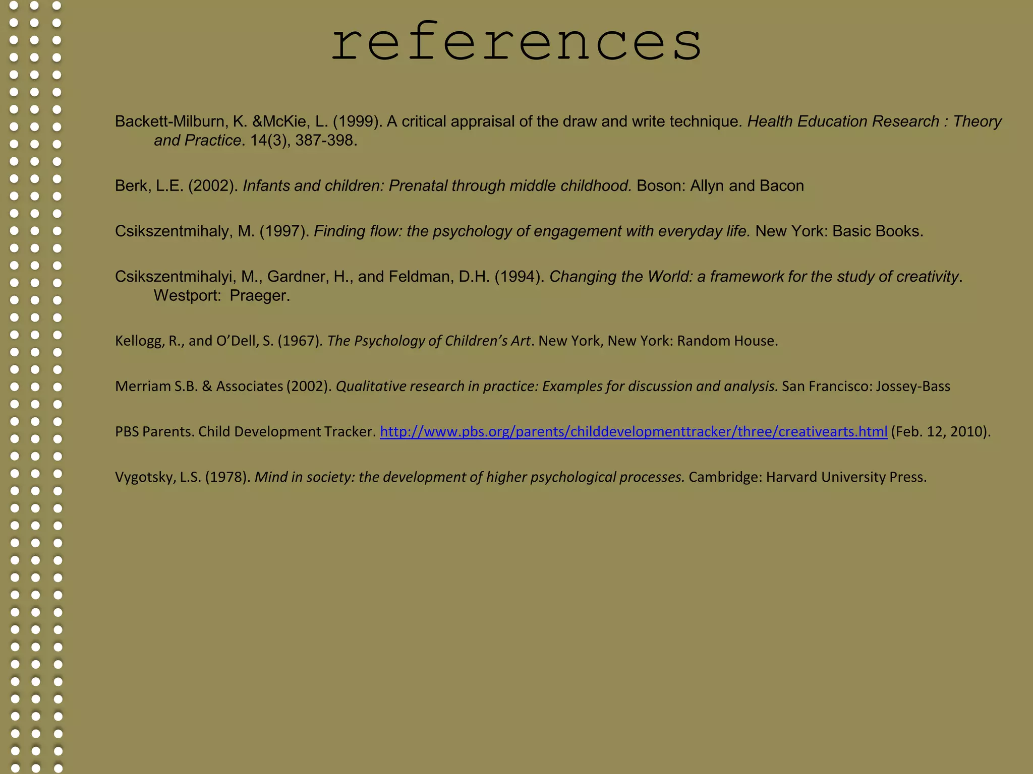  Gives more complex reasons for what he or she likes and dislikes about a piece of art