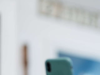 QUAL O IMPACTO DAS MÍDIAS
SOCIAIS NA NOSSA SAÚDE
MENTAL?
Autoimagem
Dependência
Cyberbullying
Danos ao sono
Impulsividade
Isolamento
Irritabilidade
Distanciamento do real
contribui para o desenvolvimento de transtornos,
dentre eles:
Ansiedade e depressão
Suicídio
 