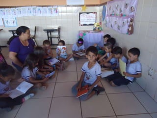 Slide leitura deleite