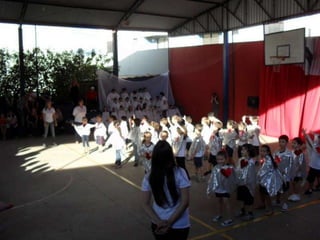 Feliz Dia Das Mães 2011 - Colégio Esquema Único