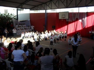 Feliz Dia Das Mães 2011 - Colégio Esquema Único