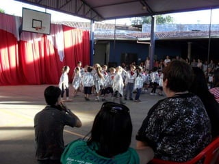 Feliz Dia Das Mães 2011 - Colégio Esquema Único