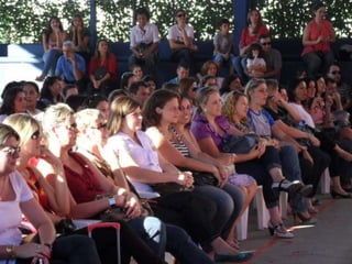 Feliz Dia Das Mães 2011 - Colégio Esquema Único