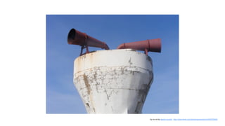 by-nc-nd by seanb.murphy http://www.flickr.com/photos/greenstorm/2425378283
 