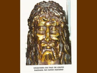 Esta forma se debe a las arrugas de la frente, producidas por el dolor. Este detalle es una marca más de autenticidad de la SS:  en pinturas e imágenes las gotas de sangre descienden en forma rectilínea y apresuradamente sobre la frente y las sienes. 