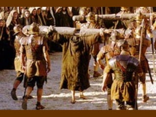 ¿ Cuál era la causa determinante de la muerte por crucifixión? Cicerón llama a la crucifixión “suplicio soberanamente cruel y abominable” - Lo que precedía y rodeaba a la crucifixión eran factores que disminuían notablemente la resistencia física de la víctima (NS ...) - No toda persona sufre lo mismo, frente a un mismo estímulo doloroso, porque no tenemos todos la misma sensibilidad. ¿Cuál no sería la sensibilidad del Hombre-Dios, consecuentemente a la perfección de su complexión física? 