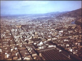 En el s.XVII el sacerdote y arquitecto Guarino Guarini construyó una capilla en la parte posterior de la iglesia destinada a venerar la santa reliquia   