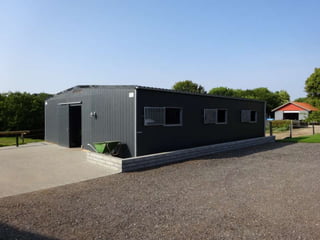 Snur om-gaaard - mobile hestestalde