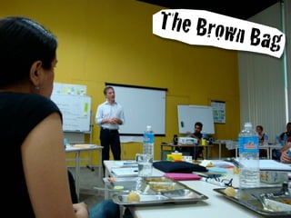 The Brow
              n Bag

Brown bag
 