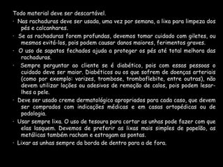 Quem tem pele oleosa sofre para se maquiar, para evitar espinhas e para evitar a testa brilhante. Alguns cremes e tratamentos de limpeza de pele costumam dar bons resultados, mas a alimentação também ajuda bastante para diminuir a oleosidade.Estudos afirmam que a ingestão de vitamina A faz maravilhas à pele e aos cabelos, pois inibe a produção de óleo. Pode se encontrar a vitamina em alimentos como fígado e ovos.Como a maioria das pessoas detesta fígado, outra alternativa é investir em vegetais ricos em caroteno, pigmento que se transforma em vitamina A de acordo com a necessidade do nosso corpo. O caroteno está presente na abóbora, na cenoura, no brócolis, etc – enfim, em todos os vegetais de cores laranja e verde.