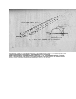 Fixarea foliei se incepe din directia opusa din care bate vantul dominant, avandu-se grija ca zona de suprapunere sa masoare 25-30 cm.La contactul cu solul, folia se acopera
cu pamantul rezultat din saparea santului.Pamantul se aseaza cat mai aproape de peretele solariului si se compacteaza bine.
Aerisirea si circulatia masinilor agricole si a mijloacelor de transport in solar se asigura prin usile de la capat. Important de subliniat este faptul ca usile din frontoane pot fi
manevrate pe balamale pentru aerisire si circulatia oamenilor, iar pentru circulatia masinilor agricole si a mijloacelor de transport portile pot fi indepartatecu usurinta prin
desprinderea montantului central al usii din imbinarea cu surub de la partea superioara si ridicarea de pe stutul fixat in beton.
 