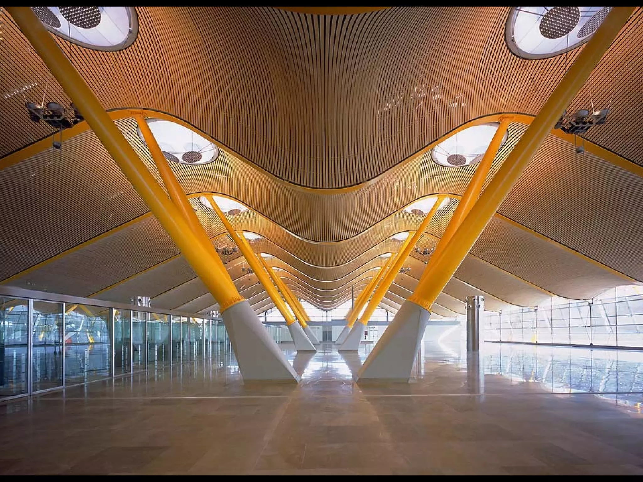 World Trade Center, Amsterdam, 2003 (?), Kohn,
Pedersen & Fox
 