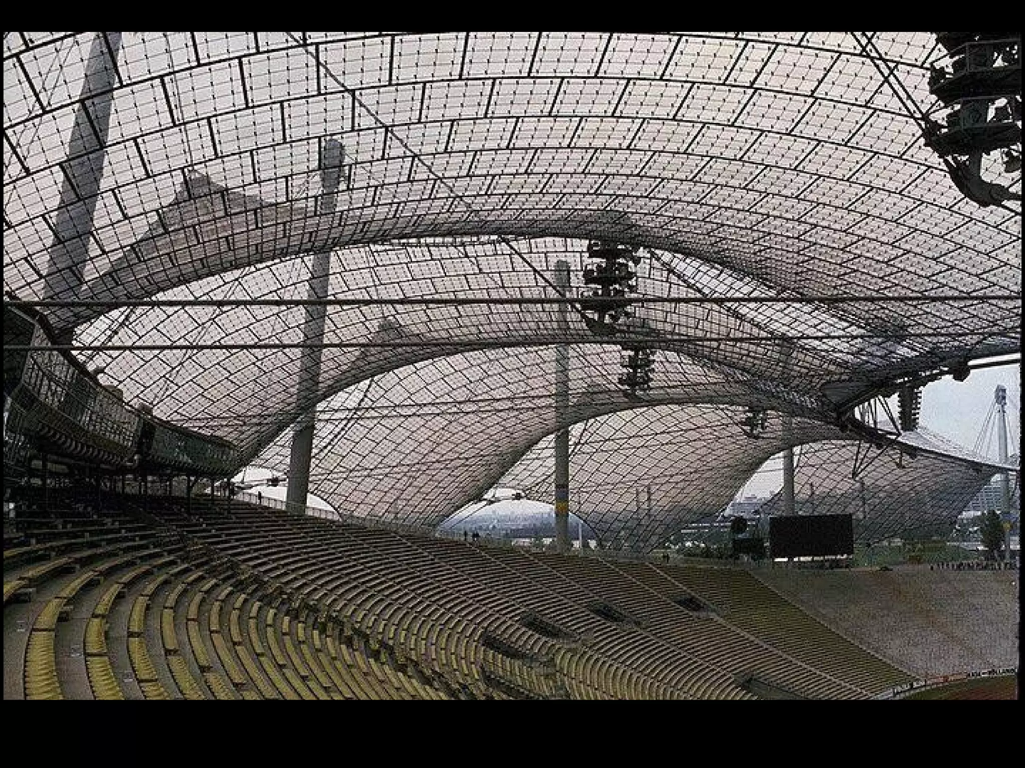 Guangzhou Opera House, Guangzhou, 2010, Zaha Hadid
 