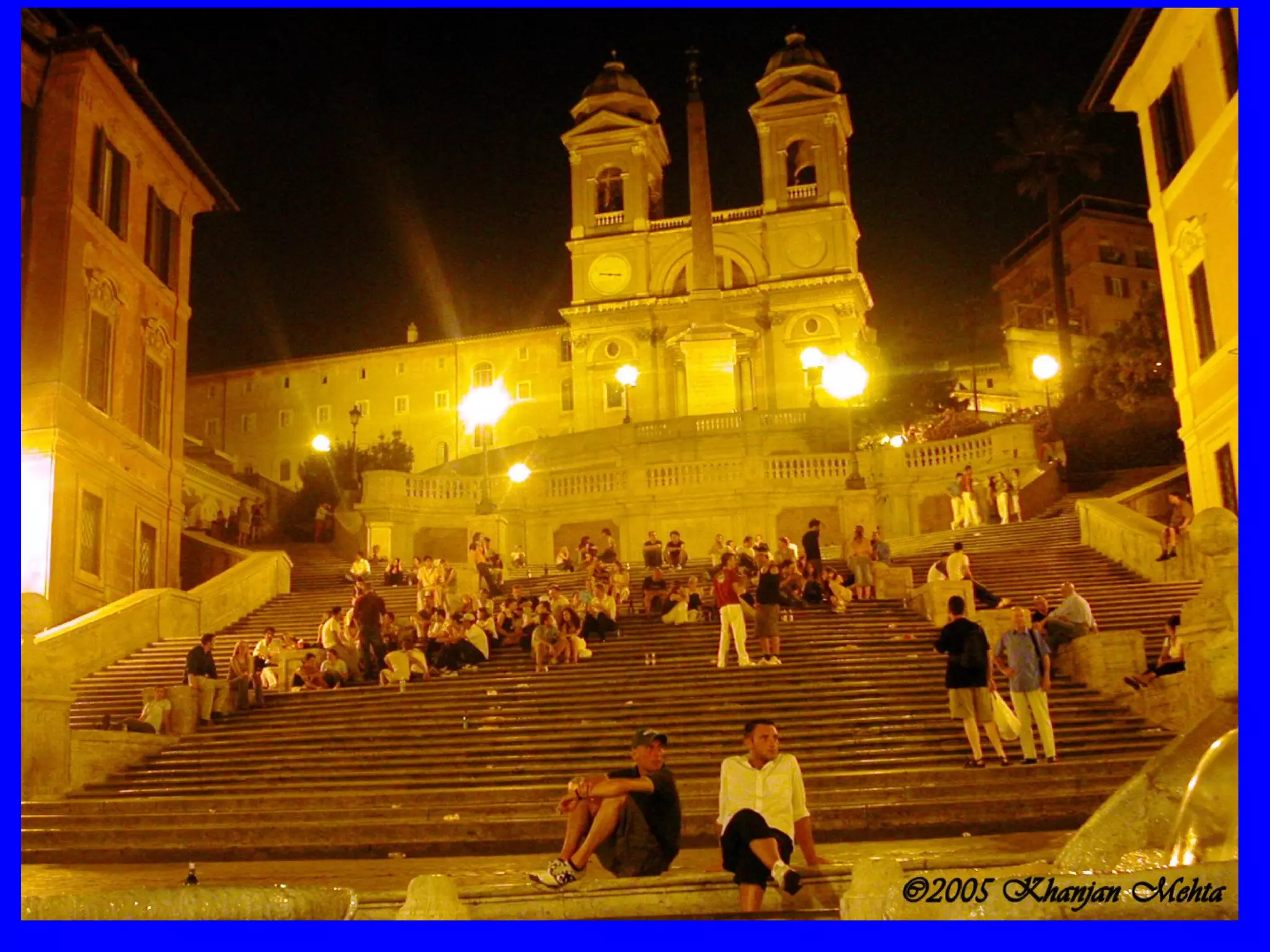 Faceva freddo.
It was warm.
It was raining.
 