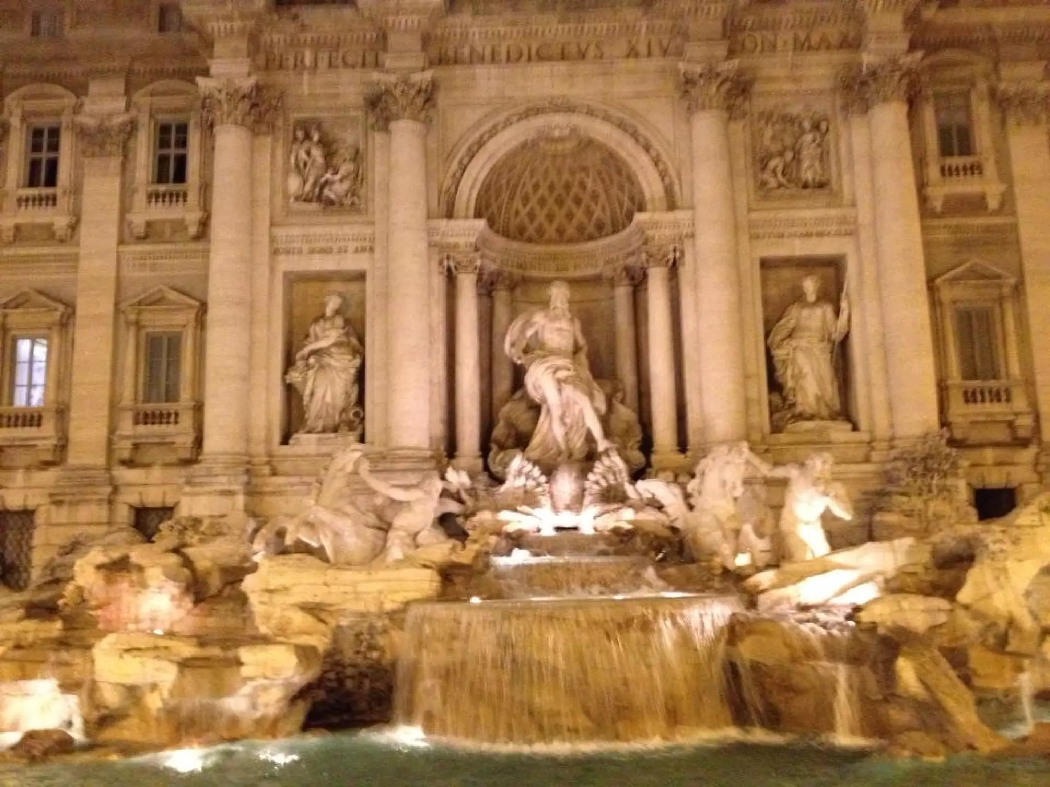 Is the nearest
bank to the right
or to the left?
 