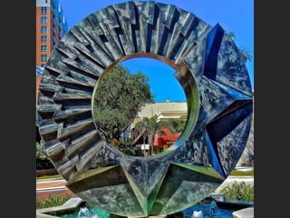 Squared circle (v.m.)