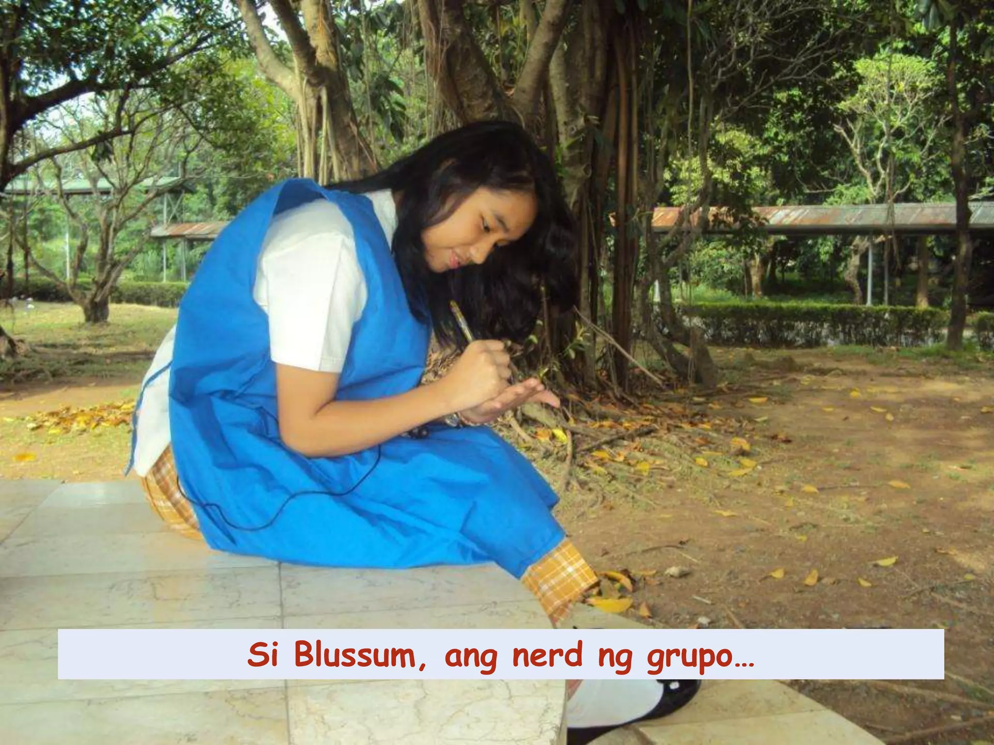 Si Blussum, ang nerd nggrupo…