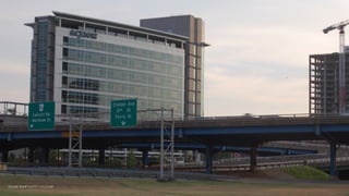 ADAM BARTLETT / FLICKR 
 