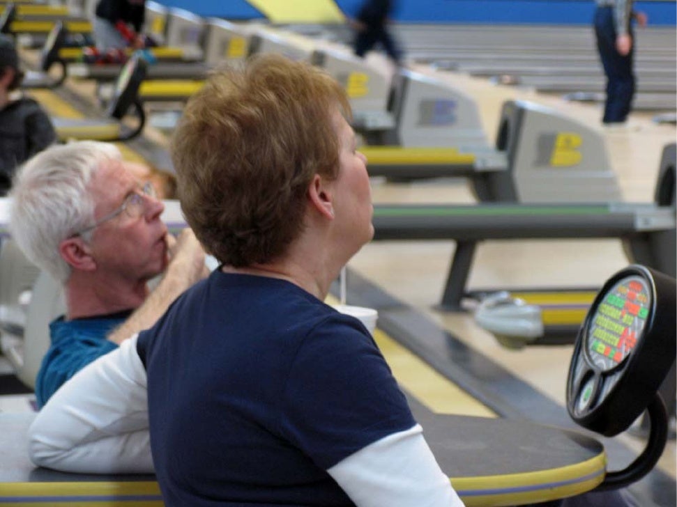motiv bowling staff