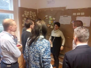 Impressionen des Intensivworkshops "Design Thinking" mit Dr. Steven Ney