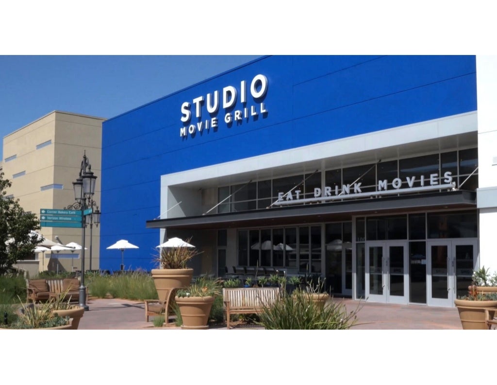 Studio Movie Grill Simi Valley at 11 minutes to the west of Simi Va…
