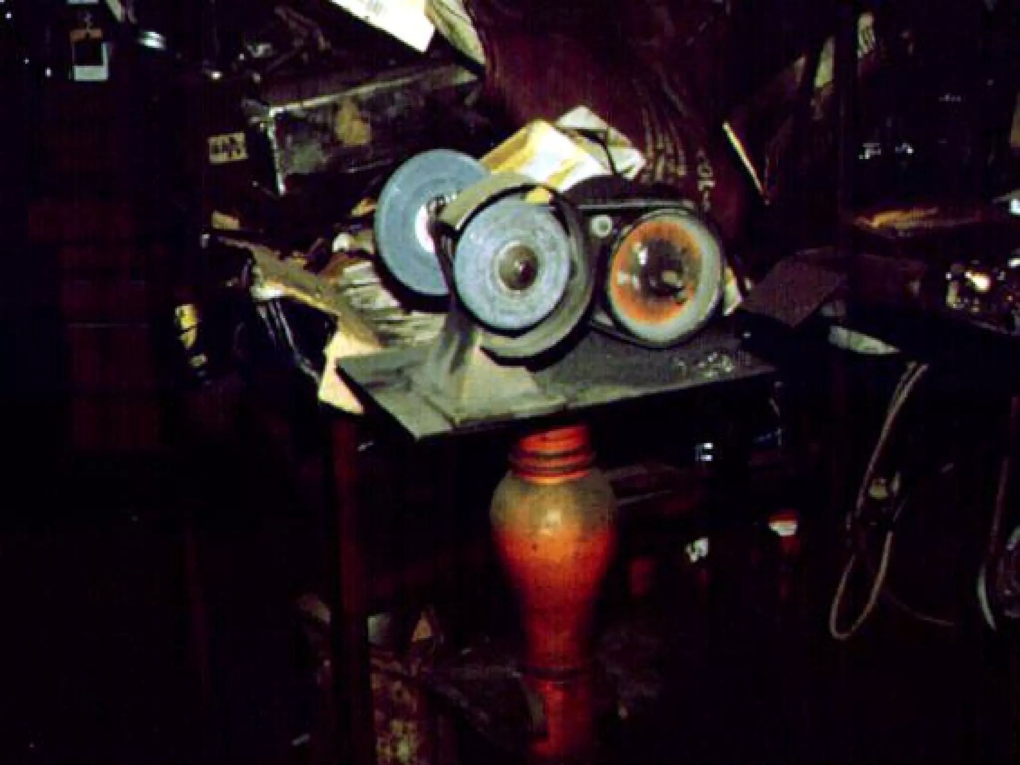 66


SLIDE 22 - ABRASIVE WHEEL MACHINERY   COPYRIGHT 1999 - UNIVERSAL SAFETY CONSULTING
 