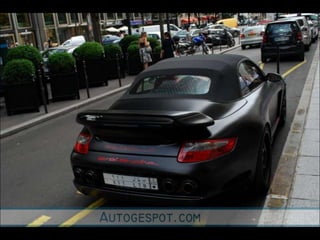 Super cars arabe prin europa