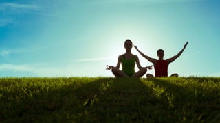 H U M A N B E I N G A R E H O L I S T I C
Matteo Sarzana digitalgonzo.it @zazzanm
 