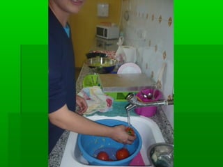 Taller de cocina: preparar una ensalada para comer