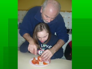 Taller de cocina: preparar una ensalada para comer