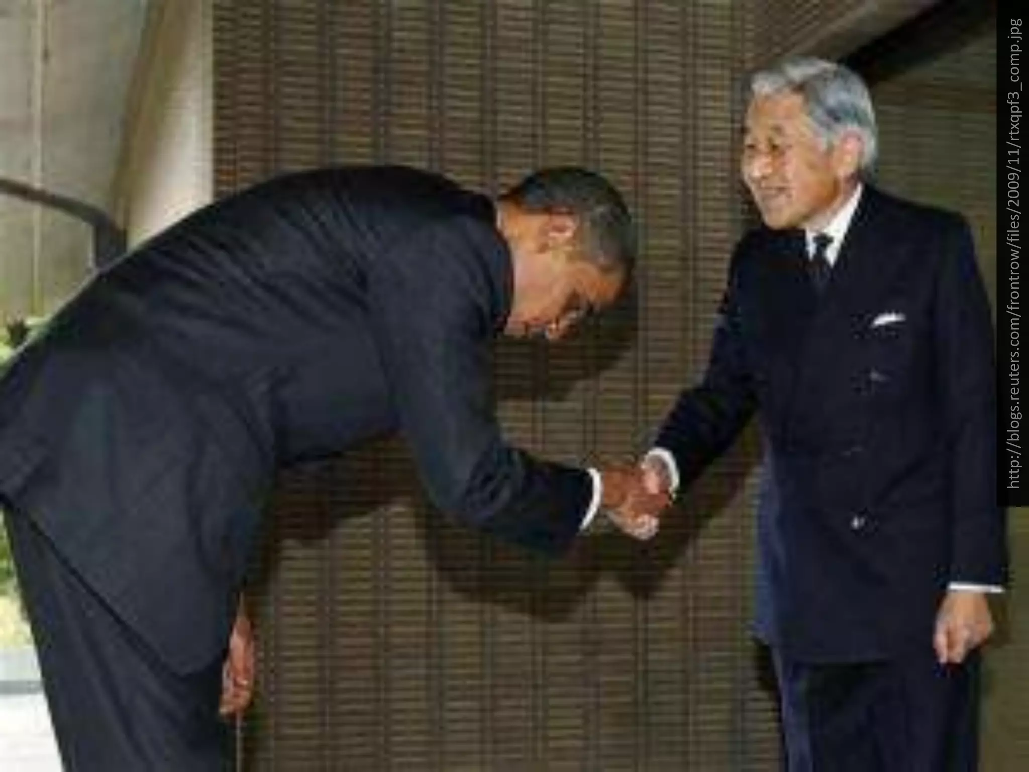  Na data de validade   http://www.acasa.org.br/midia/grande/MF-01177.jpg