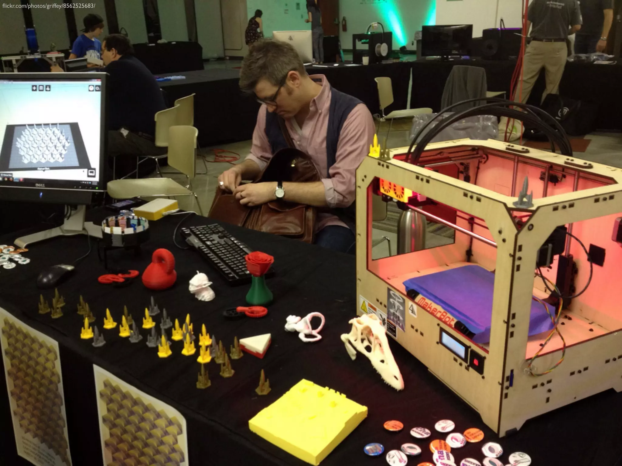 flickr.com/photos/griffey/8562525683/ 
 