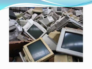 NO HAY ESPACIO
   PARA LOS
  DECECHOS
 