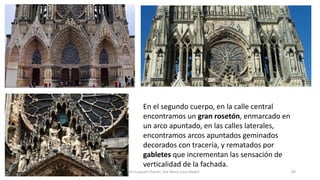 Antonio Casquet Chacón, Ave María Casa Madre 84
En el segundo cuerpo, en la calle central
encontramos un gran rosetón, enmarcado en
un arco apuntado, en las calles laterales,
encontramos arcos apuntados geminados
decorados con tracería, y rematados por
gabletes que incrementan las sensación de
verticalidad de la fachada.
 