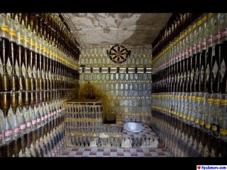 Tempio di bottiglie  vetro