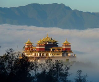 Temple Yogi Lama Satcr Heavenly Nepal