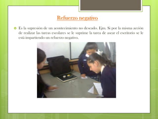 Aprendizaje por condicionamiento clásicoEs el emparejamiento de un estímulo condicionado (zumbador) por un estímulo incondicionado (objeto destellante) para producir una misma respuesta.