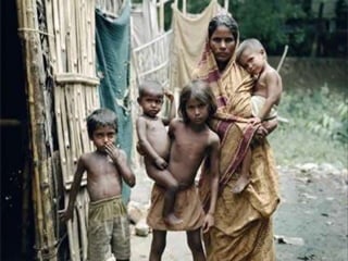 E a miséria persiste…     Após a guerra fria, os  países não recuperaram o desenvolvimento esperado, sendo que permaneceram deste modo até aos dias de hoje.